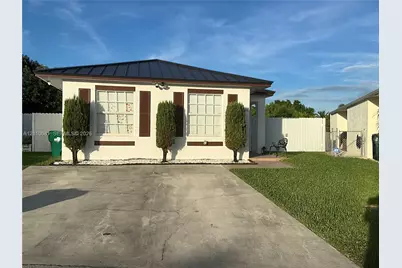 25627 SW 125th Pl, Homestead, FL 33032 - Photo 1