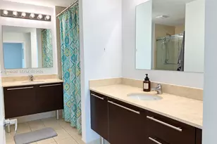 1900 N Bayshore Dr, Miami, FL 33132 - Photo 8