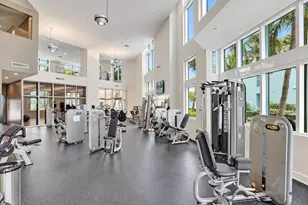 1900 N Bayshore Dr, Miami, FL 33132 - Photo 20