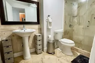 100 Lincoln Rd, Miami Beach, FL 33139 - Photo 6