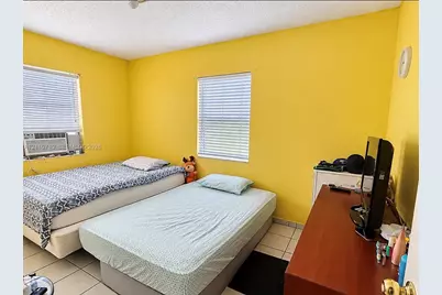 751 E 35th St, Hialeah, FL 33013 - Photo 14