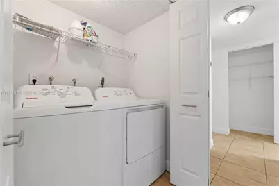 9375 Fontainebleau Blvd #L314, Miami, FL 33172 - Photo 16