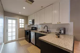 1351 Meridian Ave, Miami Beach, FL 33139 - Photo 2