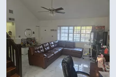 1354 Pelican Ct, Homestead, FL 33035 - Photo 4