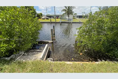 176 Godfrey Ave NE, Port Charlotte, FL 33952 - Photo 12