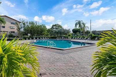 1401 SW 128th Ter #408H, Pembroke Pines, FL 33027 - Photo 26