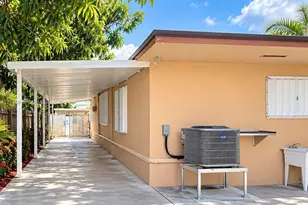 3515 NW 12th St, Miami, FL 33125 - Photo 2