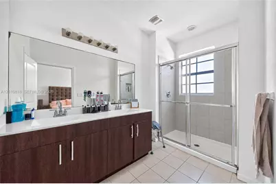 2381 SE 14th St, Homestead, FL 33035 - Photo 10