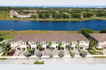 2381 SE 14th St, Homestead, FL 33035 - Photo 32