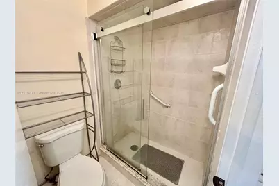 9020 Sunrise Lakes Blvd #303, Sunrise, FL 33322 - Photo 24