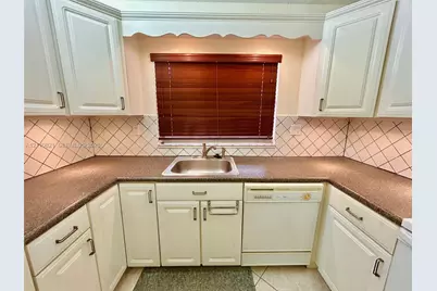 9020 Sunrise Lakes Blvd #303, Sunrise, FL 33322 - Photo 4