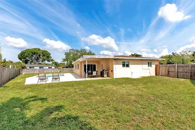 1600 NW 120th Ave, Pembroke Pines, FL 33026 - Photo 38