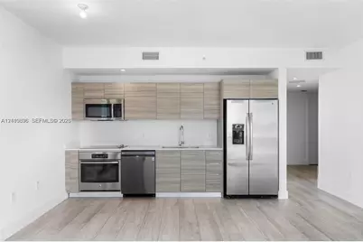 121 NE 34th St #1501, Miami, FL 33137 - Photo 6