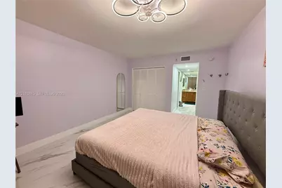 565 Oaks Ln #410, Pompano Beach, FL 33069 - Photo 12