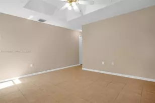 13964 N Cypress Cove Cir, Davie, FL 33325 - Photo 14