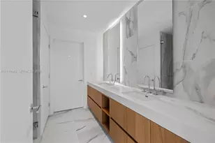 1400 Biscayne Blvd, Miami, FL 33132 - Photo 12