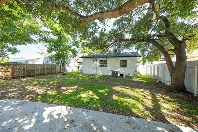 854 NW 76th St, Miami, FL 33150 - Photo 20