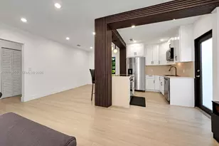854 NW 76th St, Miami, FL 33150 - Photo 4