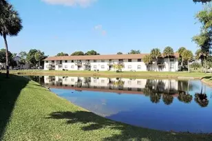 6010 Shaker Wood Cir, Tamarac, FL 33319 - Photo 2