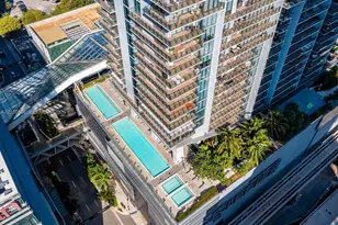 68 SE 6th St, Miami, FL 33131 - Photo 50