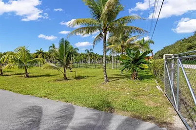3351 SW 132nd Ave, Miramar, FL 33027 - Photo 22