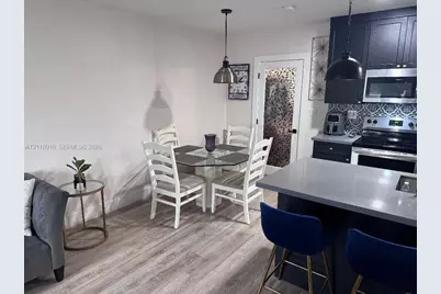 4311 SW 97th Pl, Miami, FL 33165 - Photo 6