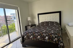 8255 Abbott Ave, Miami Beach, FL 33141 - Photo 14