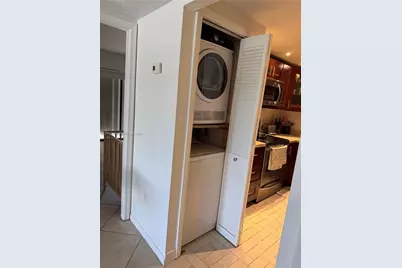 8255 Abbott Ave #402, Miami Beach, FL 33141 - Photo 8