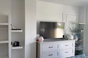 8255 Abbott Ave, Miami Beach, FL 33141 - Photo 10