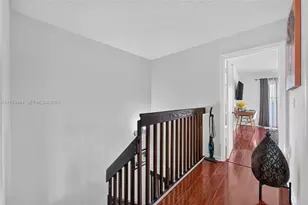 3271 NW 44th St, Oakland Park, FL 33309 - Photo 14
