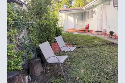1345 NW 28th St #1, Miami, FL 33142 - Photo 10