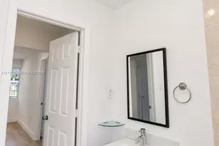 2250 NW 103rd St, Miami, FL 33147 - Photo 4