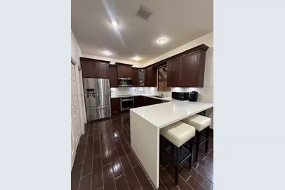 2030 NW 99th Ter, Pembroke Pines, FL 33024 - Photo 22