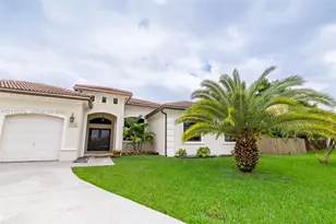 32007 SW 207th Ave, Homestead, FL 33030 - Photo 4