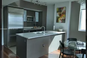 55 SE 6th St, Miami, FL 33131 - Photo 18
