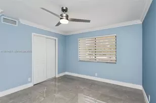 390 Racquet Club Rd, Weston, FL 33326 - Photo 8