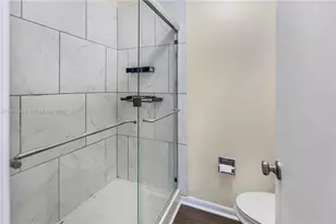 2654 N Nob Hill Rd, Sunrise, FL 33322 - Photo 10