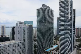 79 SW 12th St, Miami, FL 33130 - Photo 12