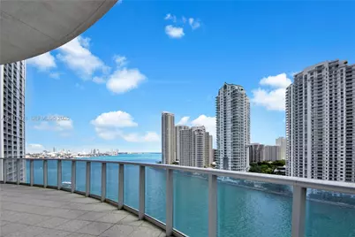 300 S Biscayne Blvd #T-1405, Miami, FL 33131 - Photo 38