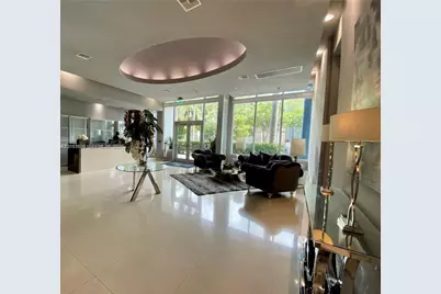 275 NE 18th St #403, Miami, FL 33132 - Photo 20