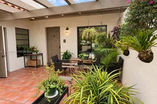11404 SW 87th Terrace, Miami, FL 33173 - Photo 2