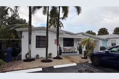 1237 NE 14th Ave, Fort Lauderdale, FL 33304 - Photo 2