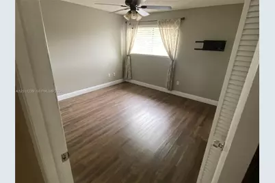 25130 SW 124th Pl, Homestead, FL 33032 - Photo 2