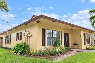 7513 SW 28th St, Davie, FL 33314 - Photo 2