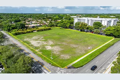 Royal Palm Dr, Coral Springs, FL 33071 - Photo 14