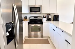 1700 NW N River Dr, Miami, FL 33125 - Photo 2