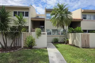 14259 E Kendale Lakes Circle, Miami, FL 33183 - Photo 1