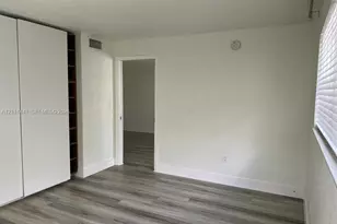 444 SW 4th St, Miami, FL 33130 - Photo 8
