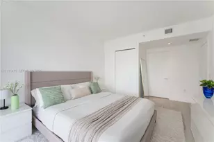 121 NE 34th St, Miami, FL 33137 - Photo 16