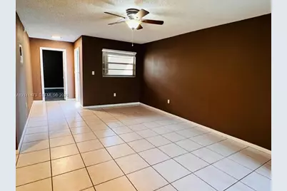 11101 Royal Palm Blvd #113, Coral Springs, FL 33065 - Photo 4